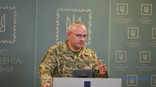 خومتشاك … نفتقد الى بنادق الكترونية لمواجهة الطائرات بدون طيار ونامل توريدها باسرع وقت