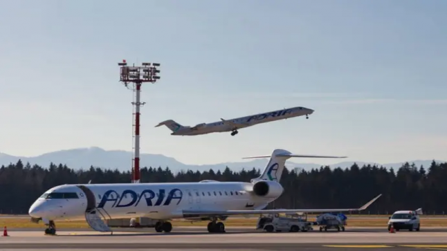 طرح اسم شركة الطيران الوطنية السلوفينية المفلسة للبيع بالمزاد