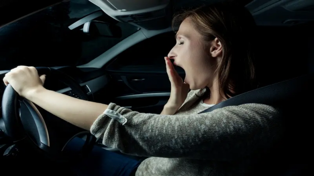 نصائح للتخلص من ظاهرة النوم خلف عجلة القيادة
