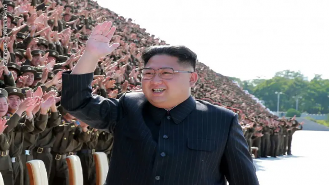 كيم جونغ يشكر شعبه على ثقتهم به، ويعتذر لعدم الوفاء بالوعود الاقتصادية