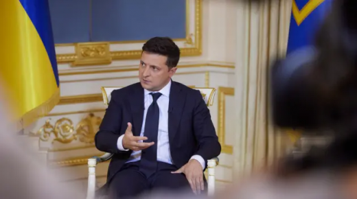 زيلينسكي يتحدث عن عودة موطني اوكرانيا من مخيمات اللجوء السورية