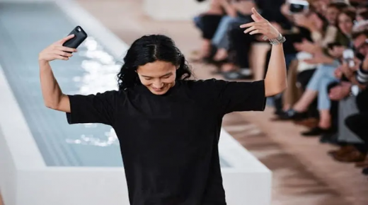 “Grotesquely Liars”… ينفي مزاعم التحرش الجنسي التي اتهم بها