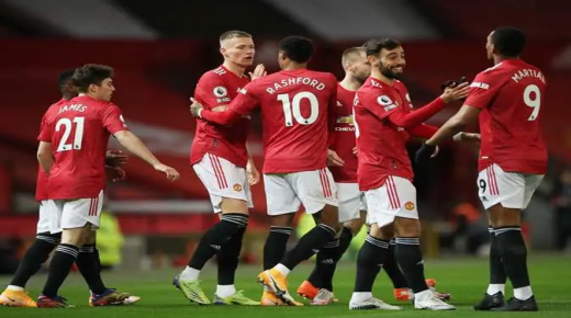 مانشستر يونايتد يعود من بعيد بفوز ساحق