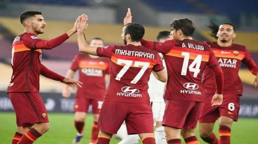 روما يواصل تألقه ويهزم تورينو بثلاثية