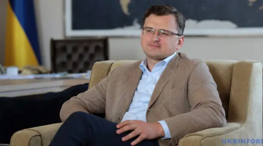 كوليبا… اللقاح الروسي سلاح هجين ضد أوكرانيا