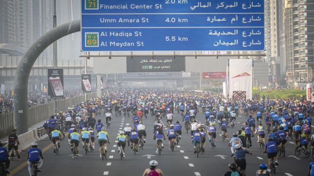 بتوجيهات حمدان بن محمد.. انطلاق الدورة الخامسة من تحدي دبي للدراجات الهوائية بمشاركة قياسية