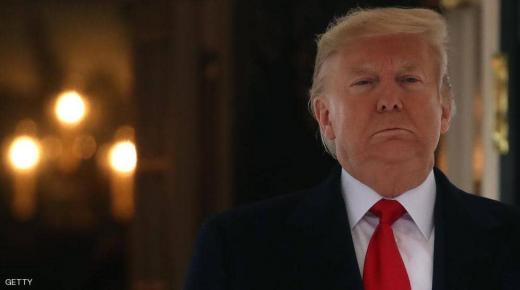 بعد انسحاب “الخمسة”.. ترامب يوكل محاميين جديدين