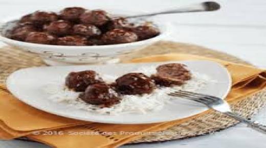 كرات اللحم الحرّة مع صلصة الشواء