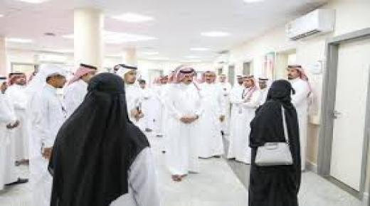 تركي بن طلال يتفقد محافظة “بارق” ويلتقي بالمواطنين