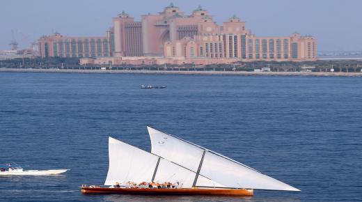 “دبي البحري” ينظم الجولة الثالثة من سباق السفن الشراعية السبت المقبل