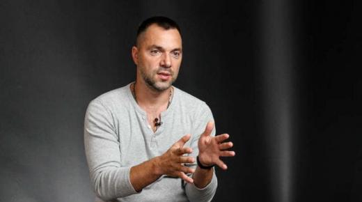 أريستوفيتش: شروطنا ان يغادرة الجيش الروسي جميع الاراضي الاوكرانية والا سيتم دفن الجميع