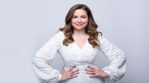 ريا أبي راشد في لندن لتغطية حفل جوائز الأوسكار الـ 93