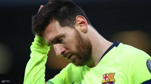 حافلة برشلونة تتخلى عن ميسي.. واللاعب يغادر “أنفيلد” وحده