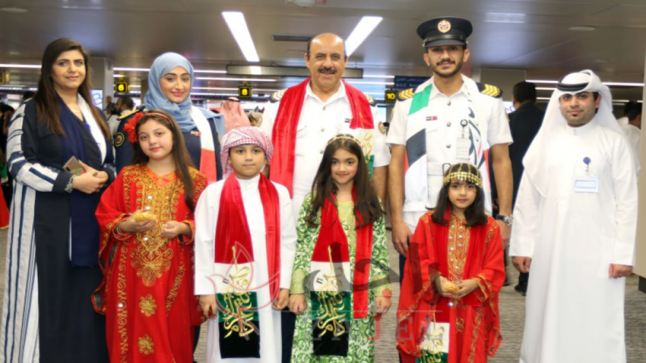 «الجنسية والجوازات» تشارك الزوار الإماراتيين الاحتفال باليوم الوطني لدولة الإمارات العربية المتحدة الشقيقة