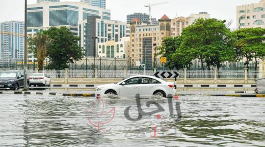 الأمطار تخلّف برك مياه واختناقات مروريــــــــة في الشارقة وعجمان