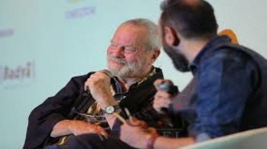 الأفلام تفقد جزءا من قيمتها إذا لم يشاهدها البشر معا