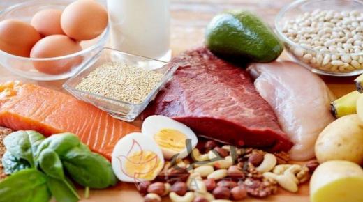 8 عادات يومية لتنعمي بمعالجة الشعر الخفيف