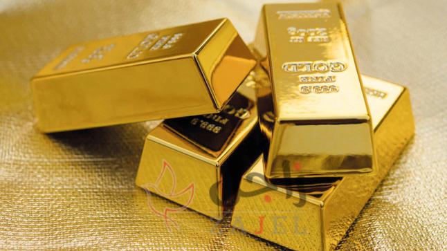 الذهب يبلغ أعلى مستوى في 6 سنوات