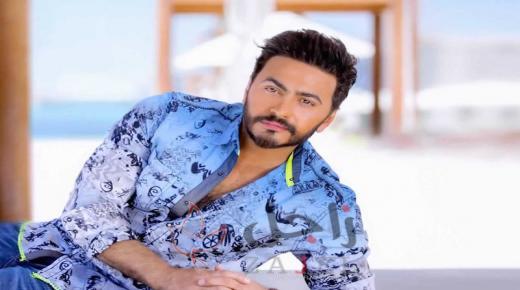 تامر حسني يفتح أبواب الشهرة أمام جمهوره ويكشف سبب رفضه التعاون مع شقيقه الأكبر