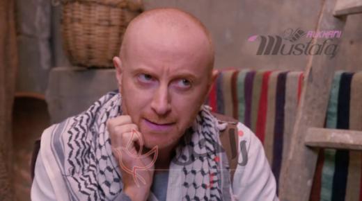 “النمس”يُثير حيرة الجمهور بصوره مع فتاة مجهولة.. هل تزوّج؟