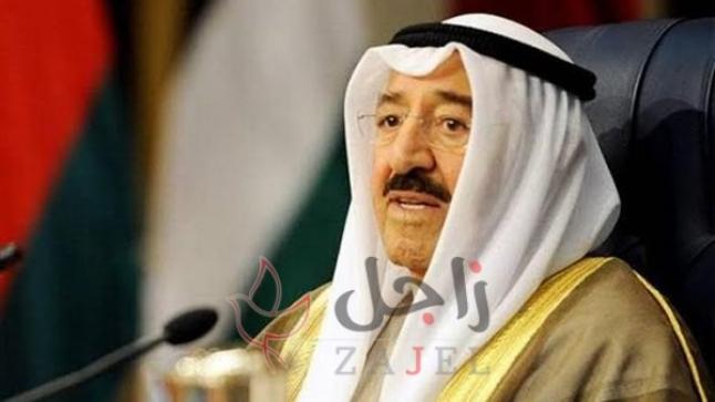 صورة جديدة.. أمير الكويت برفقة حفيده بالزي العسكري