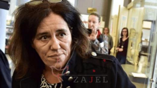 تحبس طفلتها داخل صندوق سيارة لمدة عامين.. وعند العثور عليها كان المشهد الصادم