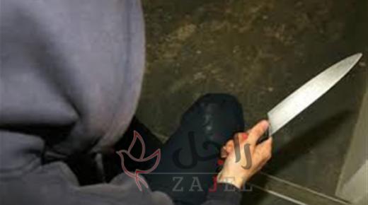 قتل صديق عمره بـ 20 طعنة وتظاهر بأن “النوم” هو السبب