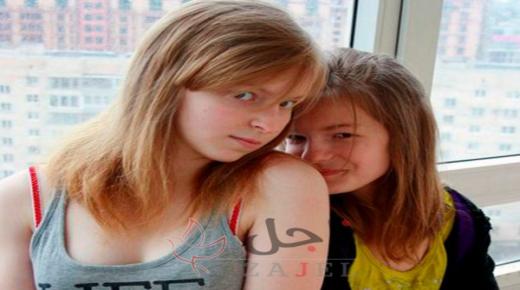 بطريقة وحشيّة.. فتاة تقتل شقيقتها في منزل عشيقها بـ190طعنة