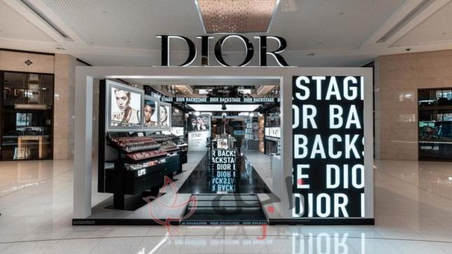 تجربة خاصة في متجر Dior Backstage المؤقت دبي مول