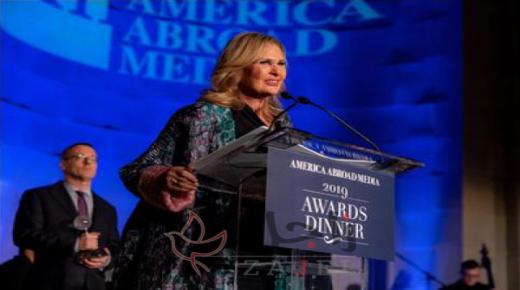 جمعية أميركا للإعلام الخارجي تكرم الفنانة يسرا في واشنطن