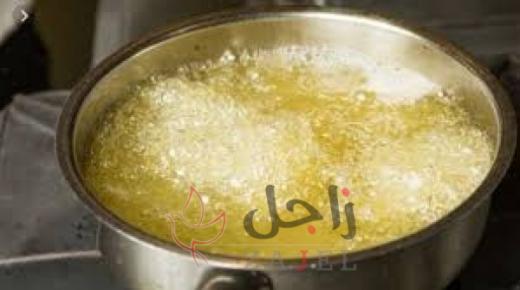 مغربي يصب الزيت المغلي على وجه زوجته أثناء نومها