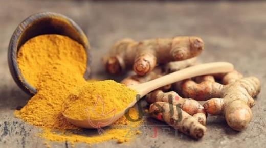 من الكركم إلى الثوم.. تحذيرات من تداخل العلاجات العشبية مع علاجات سرطان الثدي