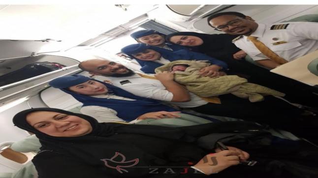 رحلة طيران تشهد ولادة ناجحة على يد طبيبة سعودية