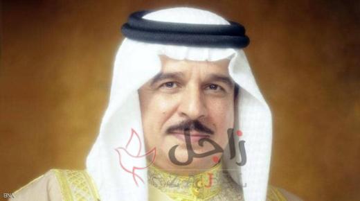 بادر الملك حمد بن عيسى أل خليفة بتلقي التطعيم المضاد لفيروس كورونا