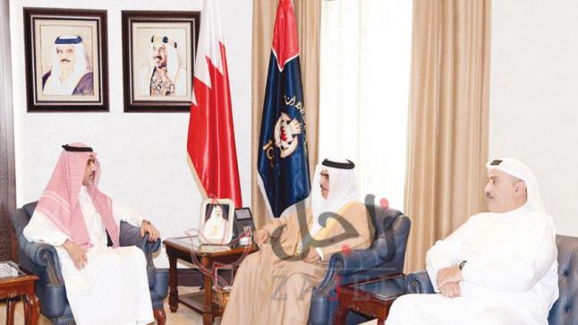 وزير الداخلية يستقبل القائم بالأعمال السعودي