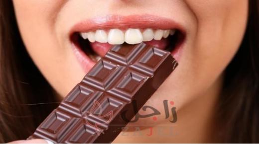 هل تناول الشوكولاته يساهم ويسبب في نمو حب الشباب؟