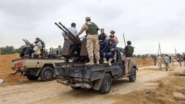 فرنسا تحذر من “أي عمل عسكري” في ليبيا