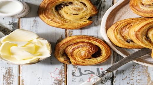 سينابون القرفة بالزبيب بطريقة سهلة