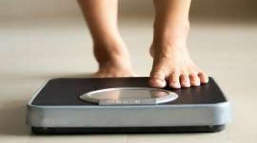 ما هي الامراض التي تسبب فقدان الوزن بطريقة مفاجئة؟