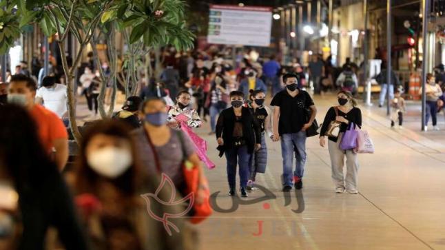 العاصمة المكسيكية تخفض ساعات التسوق في وسط المدينة لمكافحة فيروس كورونا