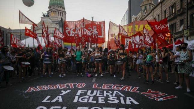الأرجنتين… تشرع الإجهاض في قرار تاريخي ومفصلي في أميركا اللاتينية