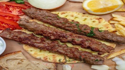 كباب بالفرن سهل وسريع