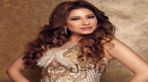 إنجي شرف تفسخ خطوبتها بعد شهر واحد