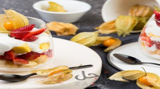 حلى كاسات بالكيك الجاهز