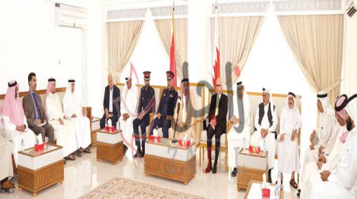 محافظ المحرق يلتقي رؤساء المآتم ويشيد بدورها الوطني