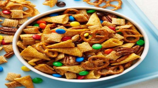 10 وجبة خفيفة صحية ومقبلات للأحتفال برأس السنة