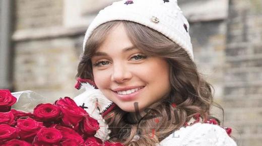 عارضة الأزياء اللبنانية لجين عضاضة تعلّق على إصابة ابنتيها بـ الكورونا