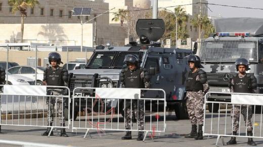 القطاعات المسموح لها بالحركة خلال حظر التجول