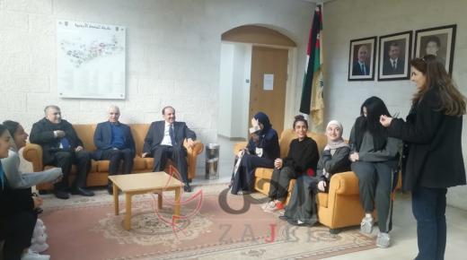 الأردنية توفر وجبات مجانية لطالبات المنازل الداخلية