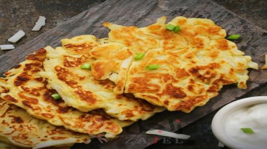 بان كيك البطاطس بالبصل لمقبلات شهية